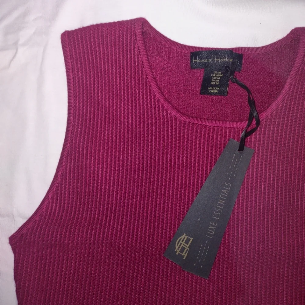 House of Harlow 1960 Crewneck Ribbed Knit Crop Top - Picture 6 of 8